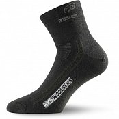 Slabší turistické ponožky LASTING WKS 900 černé L